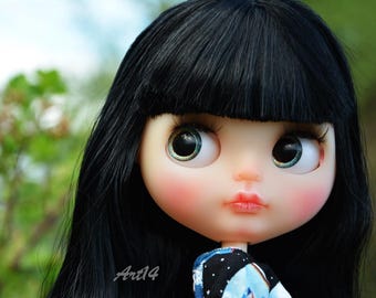 カスタムファクトリーブライス人形 - 黒髪＆半透明の顔 - Etsy 日本