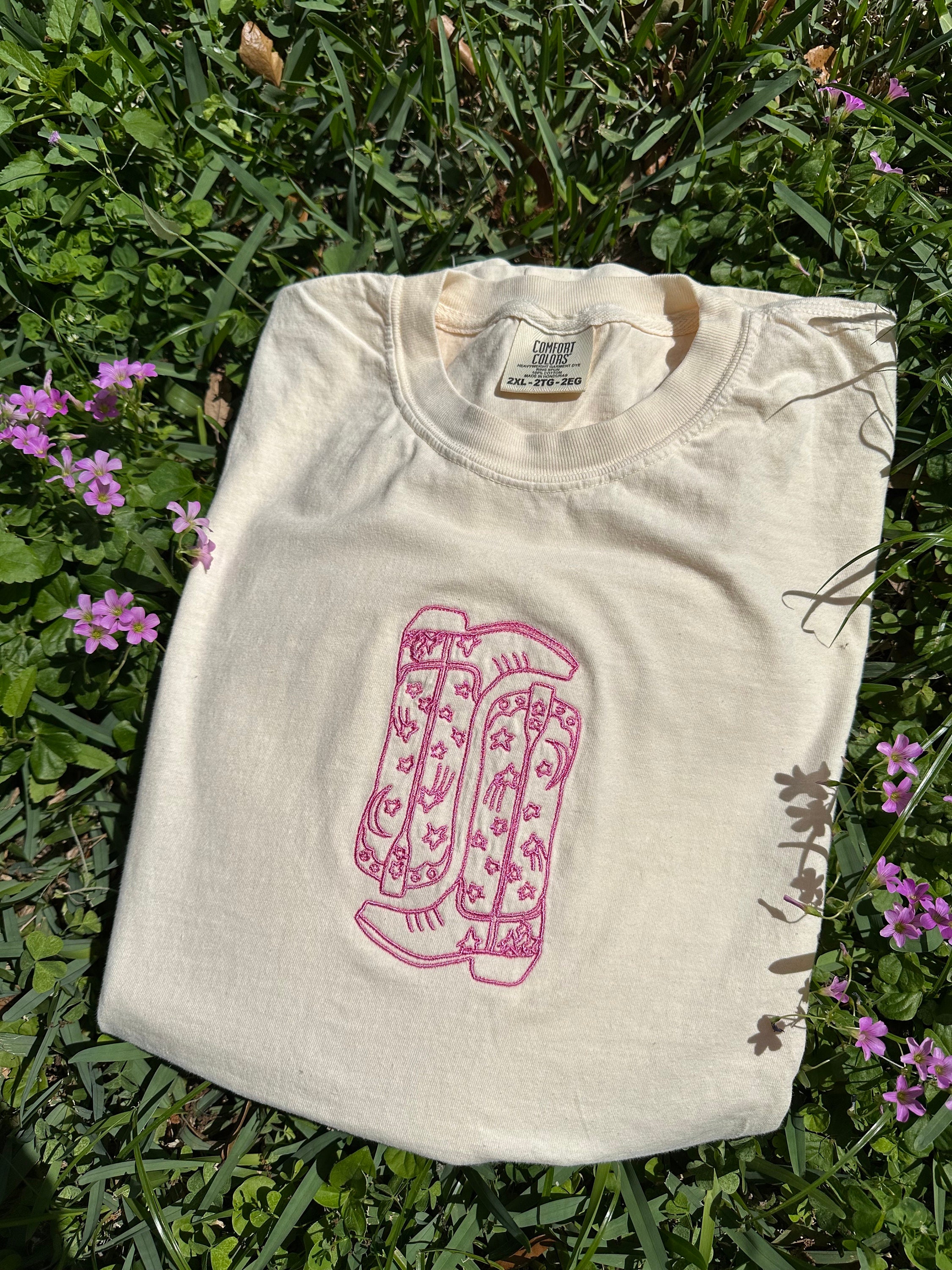 Cowgirl Boots Embroidered Comfort Colors Shirt, Cowgirl Boots Embroidered Crewneck, Cowboy Boots Embroidered T-Shirt, Cowboy Embroidered Tee