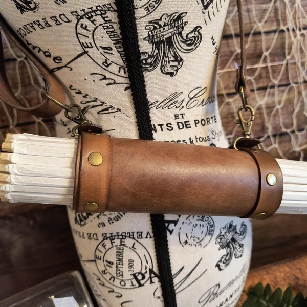 Parasol Holster in Classic Brown