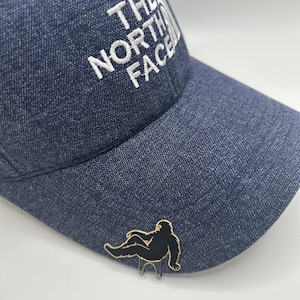 Big Foot Hutclip | Pazifischer Nordwesten Sasquatch Geschenk | PNW Geschenk | Cryptid Accessoire für Outdoor Liebhaber