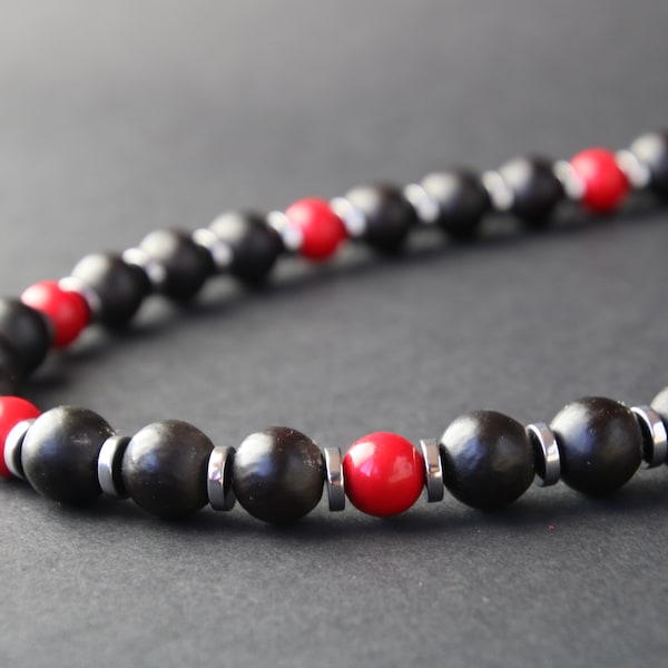 Collier en graines de savonnette, hématite et dolomite rouge. Collier naturel, fait main, pièce unique.