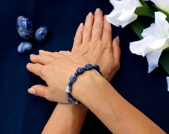 Sodalite and Hematine Bracelet - Elegance and protection in a unique piece of jewelry