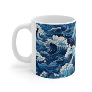 Taza con diseño de olas marinas, taza de café de cerámica con estampado de olas japonesas en azul y blanco, regalo minimalista para amantes del mar, 325 ml o 444 ml. imagen 3