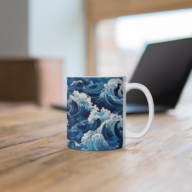 Taza con diseño de olas marinas, taza de café de cerámica con estampado de olas japonesas en azul y blanco, regalo minimalista para amantes del mar, 325 ml o 444 ml. imagen 7