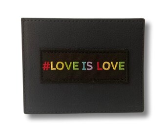 Veganes Kaktus Portemonnaie mit Love Is Love Aufnäher - LGBTQ - Handgefertigt mit Kreditkartenfächern - Unterstützt das Trevor Project