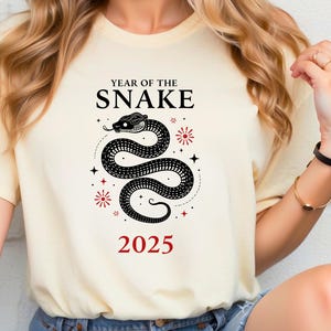 Ano da Serpente 2025 SVG, Design de Serpente do Ano Novo Chinês, Ano Novo Lunar SVG, Serpente do Zodíaco PNG, Zodíaco Chinês 2025, Arte de Contorno de Serpente