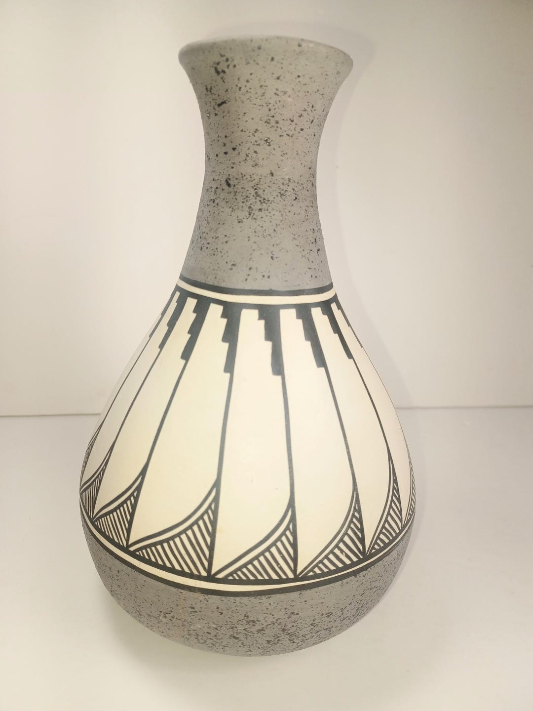 Mark Wayne Garcia, Santo Domingo, Pueblo , Pottery Vase - Etsy