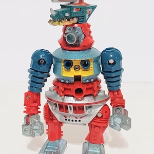 Ultra Rare &quot; Black King Ultraman&quot;, Robot Figure , Used in Box 99.9% Complete