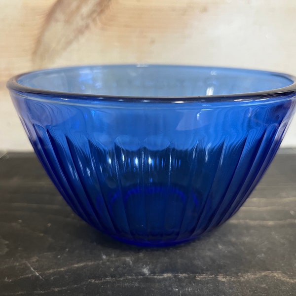 Pyrex Cobalt Blue Ribbed Bowl 7401-S 3 Cup / 750 ML