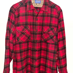 Vintage 1970’s Men’s Pendleton wool red and gray plaid flannel size Large