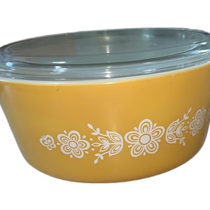 Vintage 1970’s Pyrex Butterfly Gold 475-B Casserole Dish Made in USA | Retro cookware