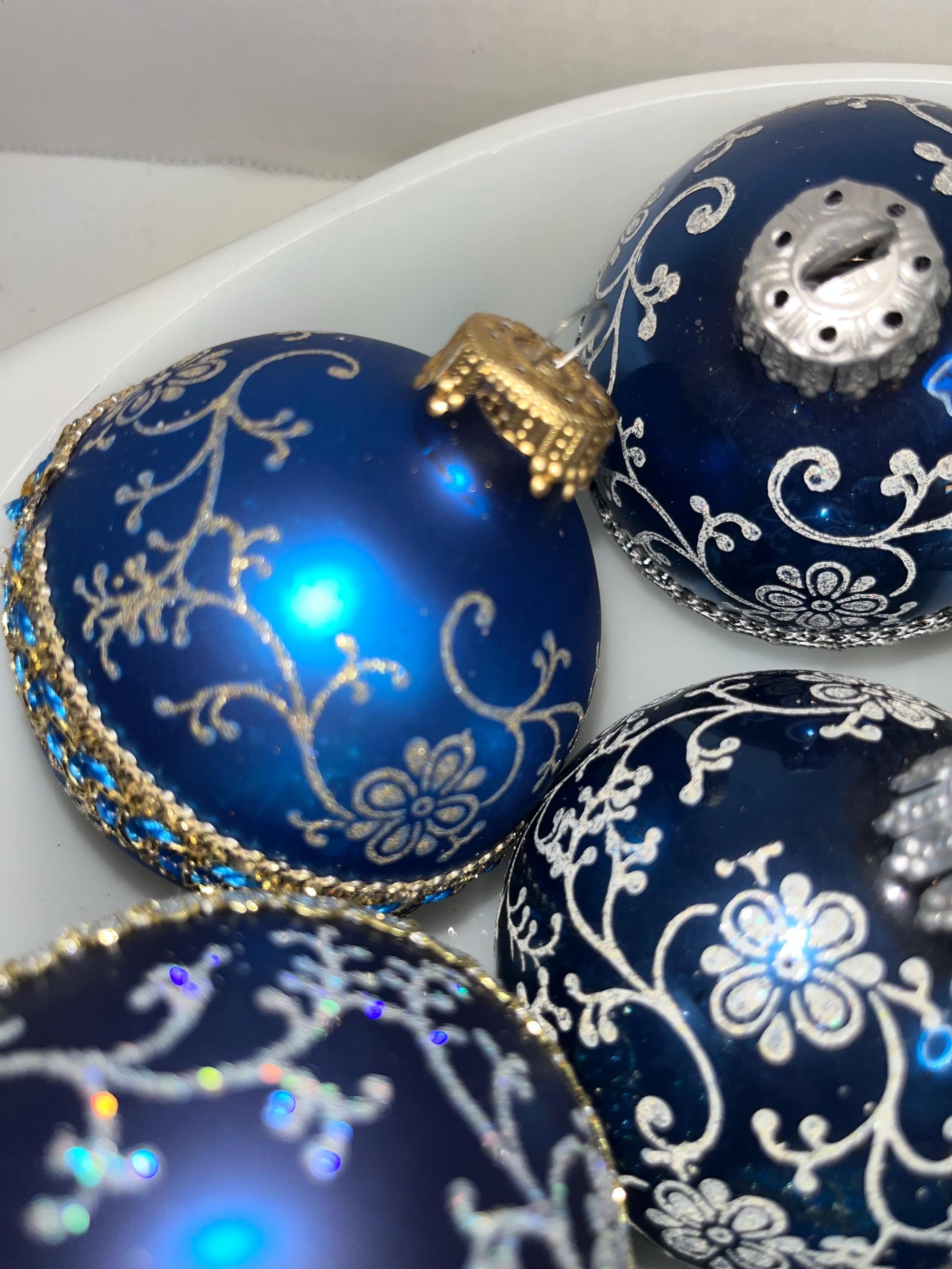 ヴィンテージブルーガラスクリスマスオーナメント – ドイツ風