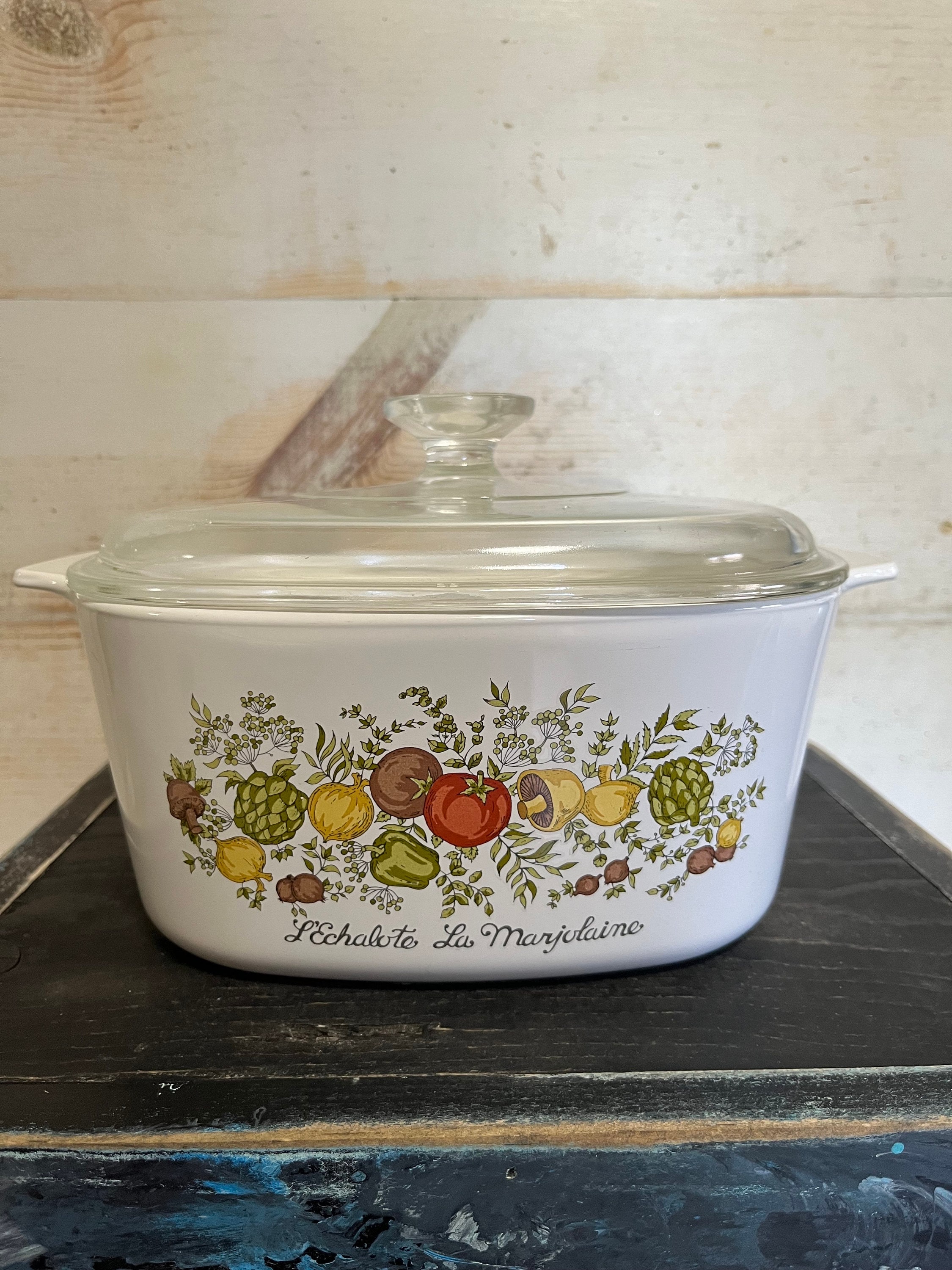 RARE MINT Vintage 1970s  L'Echalote La Marjolaine Corning Ware Spice of Life 3-Quart Casserole Dish w/Pyrex Lid Nostalgic Kitchen Decor
