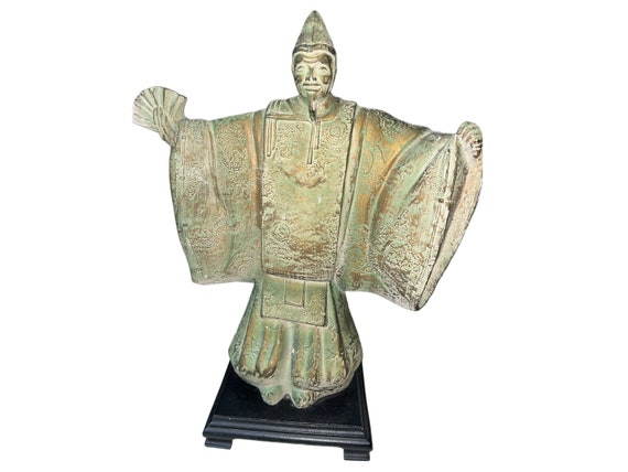 木製彫刻 伝統的な日本の人物像 横谷 昭則 - 伝統工芸職人 | 台東