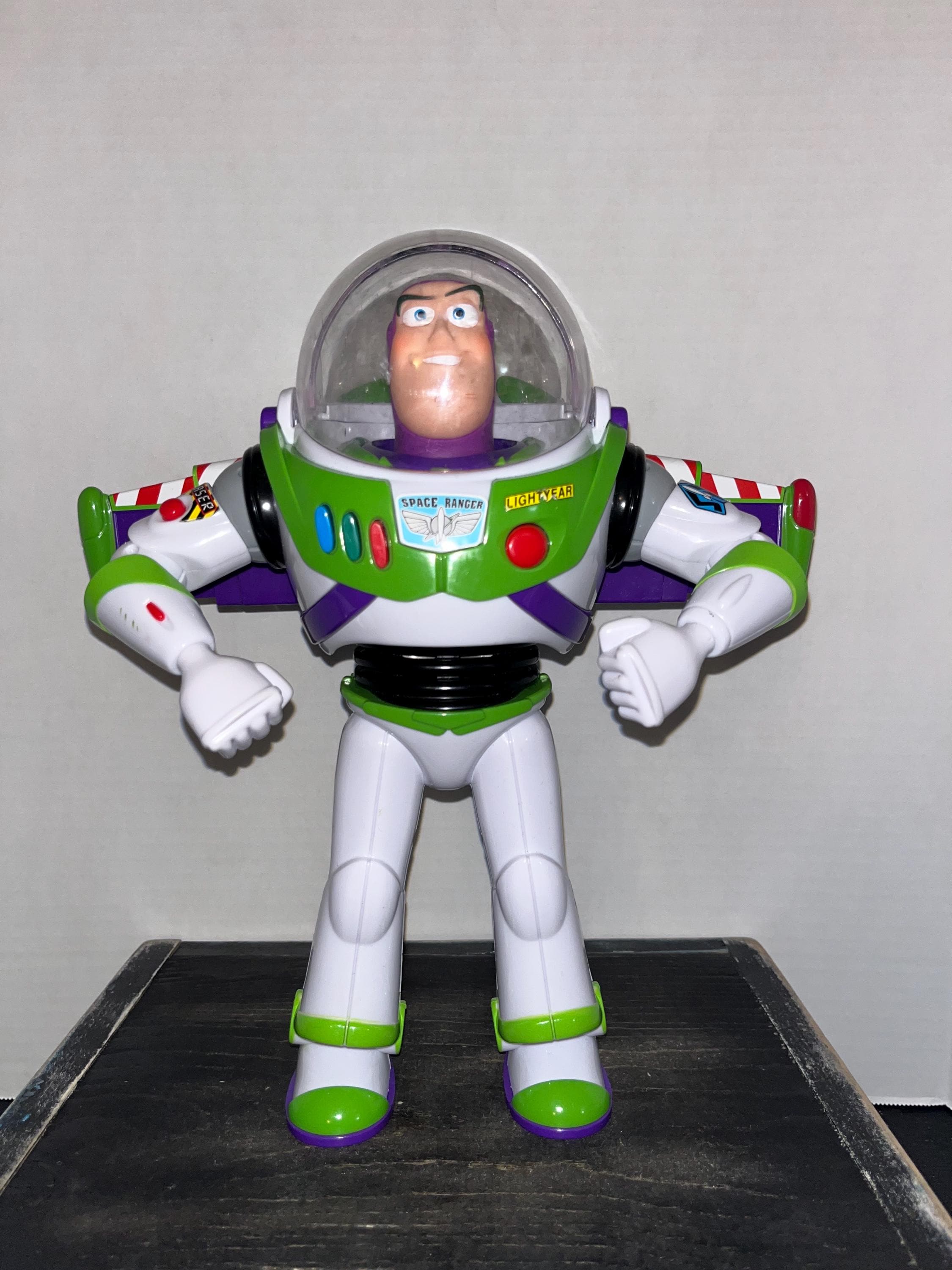 Vintage Toy Story Buzz Lightyear Talking 12