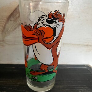 Vintage Pepsi Warner Brothers 1976 Collector Series Daffy Duck and Taz