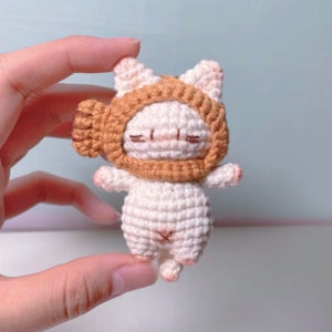 Süße Mini Katze und Fische häkeln PDF Pattern, Süße Kitty Amigurumi PDF Pattern häkeln, Süßes Tier Geschenk häkeln, Katze häkeln Kein Schnittmuster