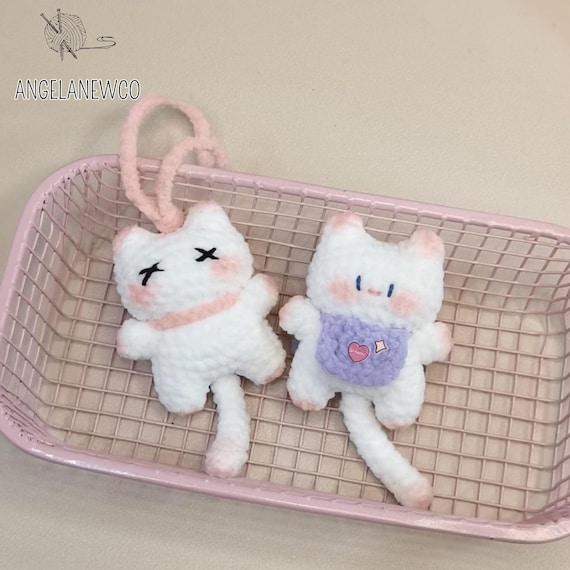 かぎ針編みの子猫キーホルダーPDFパターン、ミニ猫の編みぐるみの編み