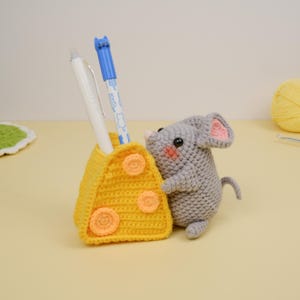 Portapenne a forma di topo all'uncinetto modello PDF, porta uncinetto amigurumi modello PDF, simpatico portapenne a forma di topo, modello fai da te all'uncinetto per strumenti di apprendimento