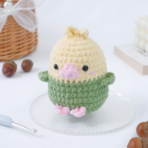No Sew Crochet Parrot Bird - Beginner Friendly Amigurumi Cute Parrot PDF Pattern - How to Crochet Chubby Bird Step-by-Step Pattern