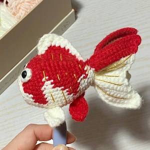 Koi Fisch Häkelanleitung, PDF-Muster, kein nähen, Koi Fisch Amigurumi PDF Muster, Süßer Fisch Schlüsselanhänger, Niedliches Tier Geschenk häkeln, Einzigartiges Muster