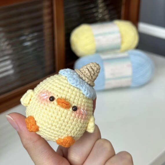 初心者向け簡単かぎ針編みひよこ型アイスクリームコーン、夏らしい編み