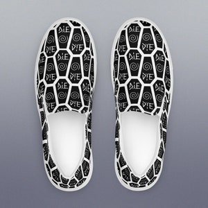 Men’s slip-on canvas shoes