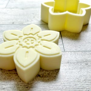 Flower Silicone Mold | Flower Soap Mold | Food Grade Silicone Mold | Chocolate Mold | Candy Mold | Gummy Mold | Flower 2