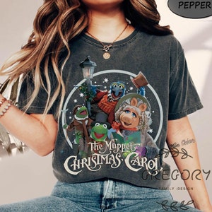 Retro 90s The Muppet Christmas Carol Characters Group Comfort Colors Shirt, Kermit the Frog Gonzo Miss Piggy Christmas Movie Gift Sweatshirt