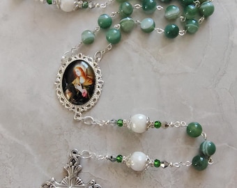 聖マルタのロザリオ、緑色の石のカトリック祈祷用数珠、伝統的なカトリックギフト