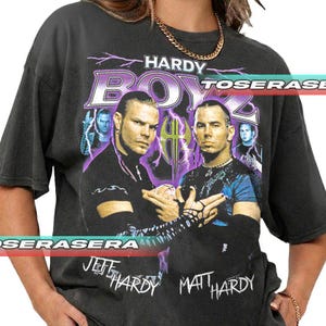 Camiseta de lucha libre, camiseta gráfica de campeones del equipo Hardy Boyz, regalo para fanáticos de la lucha libre, ropa de lucha libre, camiseta deportiva, camiseta de campeones de parejas HA FD