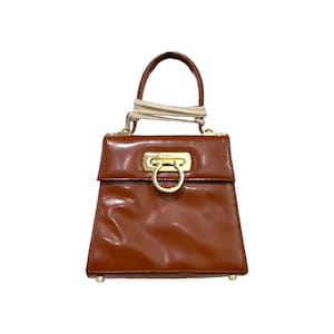 タイムセール！フェラガモ　ビンテージ　バック FERRAGAMO（フェラガモ）のヴィンテージ商品一覧｜ヴァル