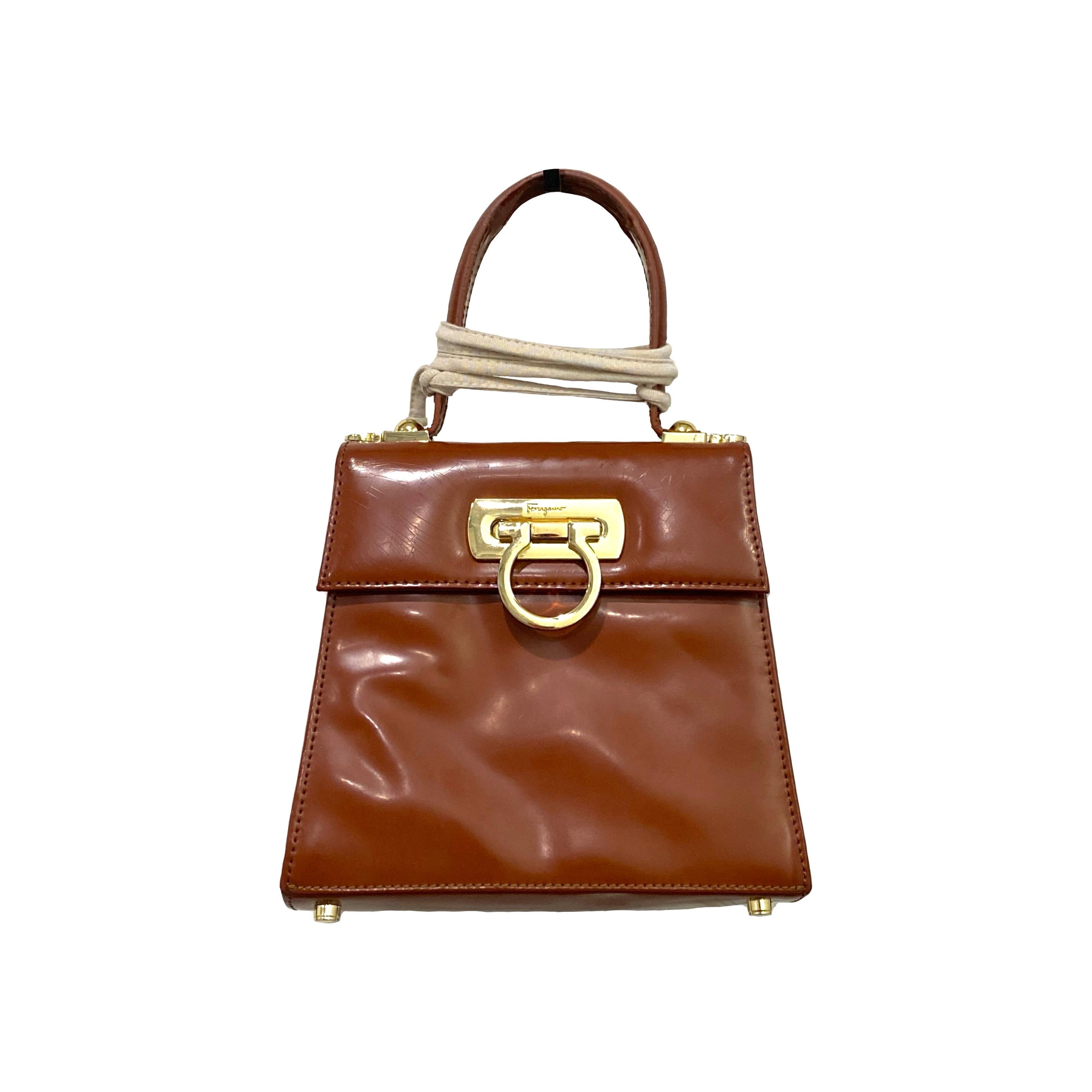 Salvatore ferragamo vintage bag - Etsy 日本