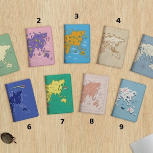 Cartera de cuero con diseño de mapa del mundo Wanderlust personalizado para pasaporte - Colección Passport - Pequeño obsequio de viaje único para él y para ella