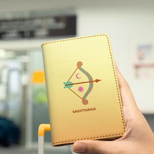 Funda de pasaporte de cuero personalizada Sagitario - Colección Horóscopo del zodíaco - Cartera porta pasaporte de astrología - Accesorios de viaje de regalo