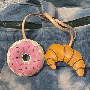 Croissant Leather Bag Charm, Donut for Food Lover&#39;s Car Accessories Key Chain, Handmade Purse Charm, Small Unique Gift for Him Hers