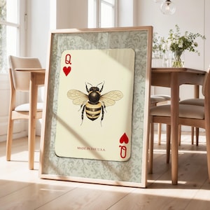 Queen Bee Card poster, schattige Cottagecore afdrukbare, hart speelkaart kunst aan de muur, rustiek vrouwelijk wanddecor, digitale download