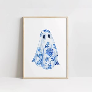Arte de pared de Halloween con fantasmas y flores azules, lindo fantasma imprimible, decoración elegante, descarga instantánea, arte campestre francés, sauce azul, chinoiserie