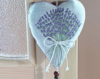 Handmade linen sachet filled with lavender, Hand-embroidered scented bag, Heart-shaped home decoration, aroma gift