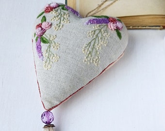 Handmade linen decor, Lavender sachet, Hand-embroidered scented bag, Heart-shaped home decoration, Gift for mother, Aroma gift