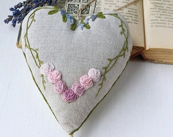 Handmade linen sachet filled with lavender, Hand-embroidered scented bag, Heart-shaped home decoration, aroma gift