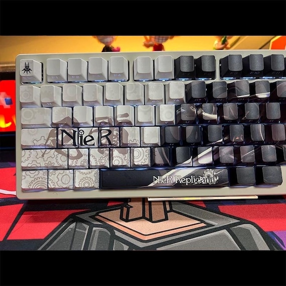 ニーア オートマタ キーキャップ：PBT昇華印刷、チェリープロファイル