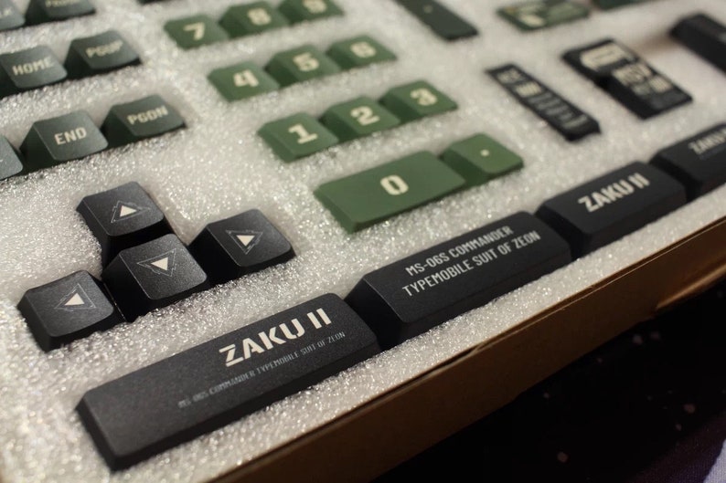 Zeon Zaku II Green Version English PBT 140 Keys KCA Profile Keycaps Set ...