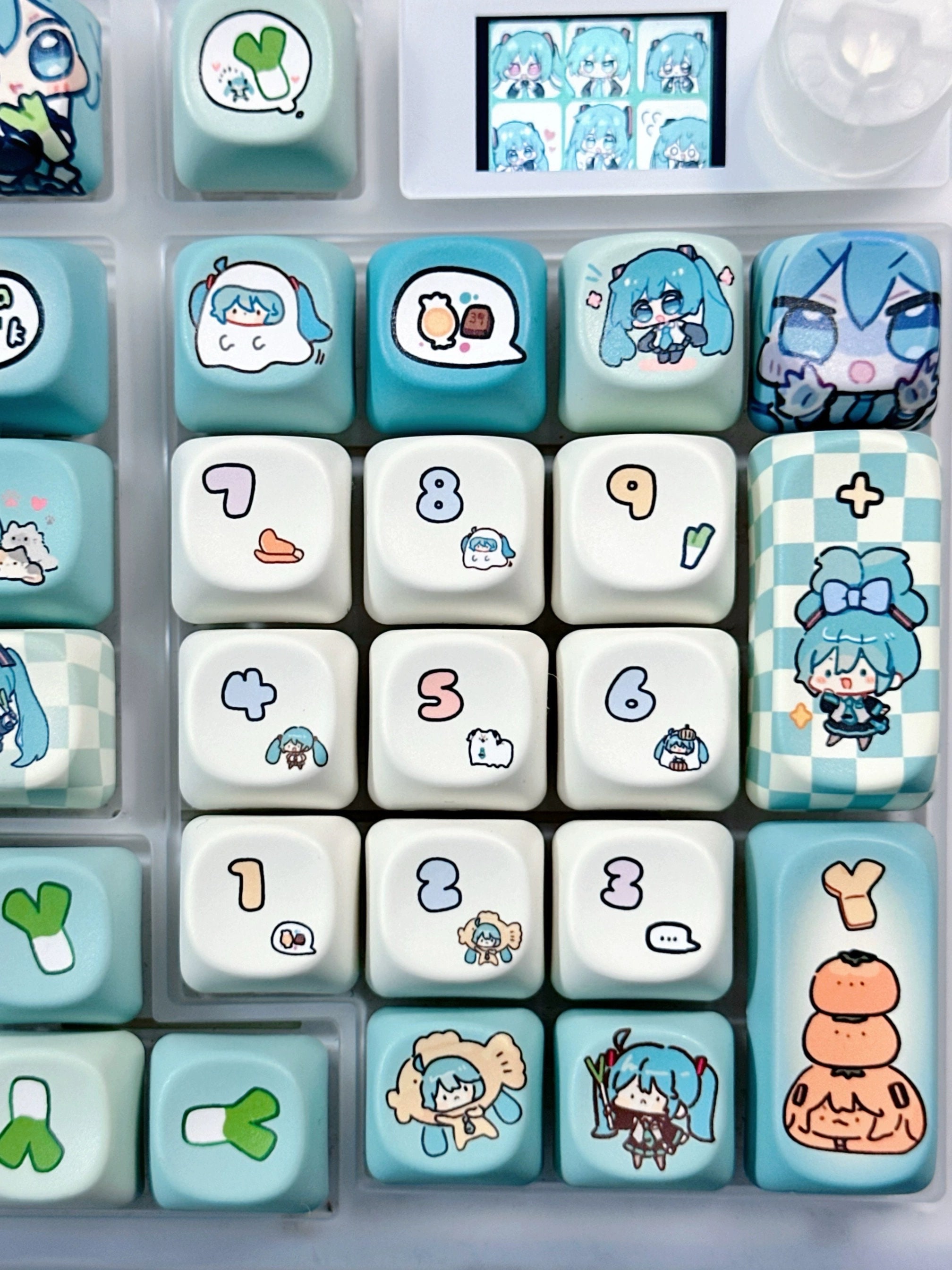 Miku Keys Hatsune Miku Keycap Set: PBT 131 Keys, MOA Profile - Etsy