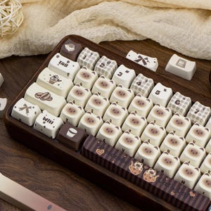 Teclas Siamese Cat Cafe: Juego de 133 teclas PBT con perfil MAO y sublimación de tinta.