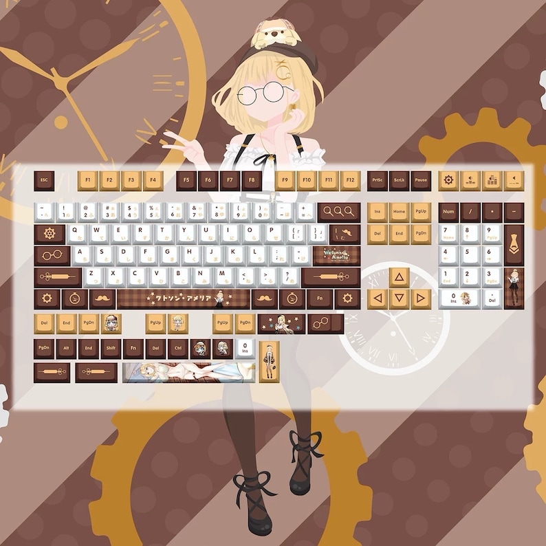 Puede incluir: Un teclado blanco con acentos marrones y dorados. El teclado tiene un tema steampunk con engranajes y esferas de reloj. Las teclas tienen varios caracteres y s&iacute;mbolos, incluidos caracteres japoneses. El teclado tambi&eacute;n tiene una fila de teclas con im&aacute;genes de diferentes personajes. El teclado est&aacute; sobre un fondo marr&oacute;n y dorado.