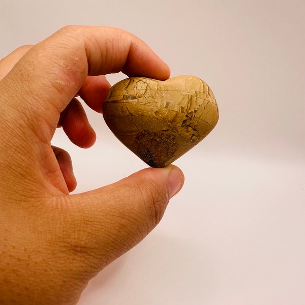 Picture Jasper Heart Carving: Earthy Elegance, Natural Beauty - Heartfelt Expression