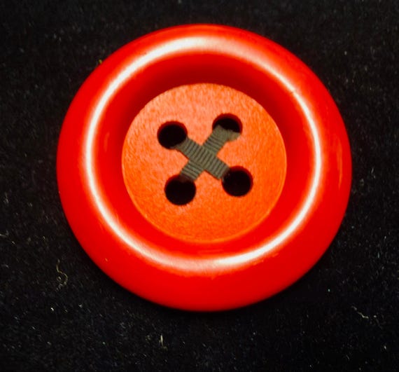 VTG Oversized Red Button Brooch Pin Novelty Sewing Button Retro Pop Art