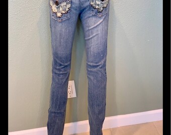 Vintage Farlow Jeans with lace flap pocket accents in size 3