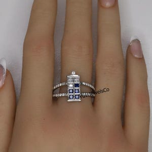 Doctor Who Inspire Sapphire Ring, 1.4TCW Princess With Round Cut CZ Stone Wedding Ring, Woman&#39;s Tardis Ring, Birthday Gift Ring For Doctor